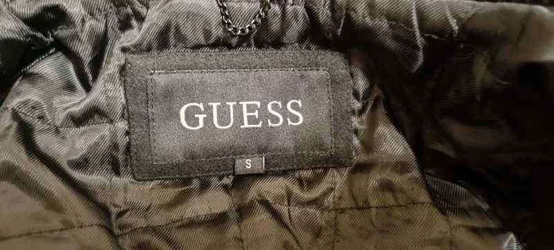 Kurtka z GUESS z Kapturem