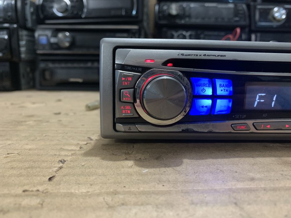 Автомагнітола магнітола Alpine CDE-9873RB