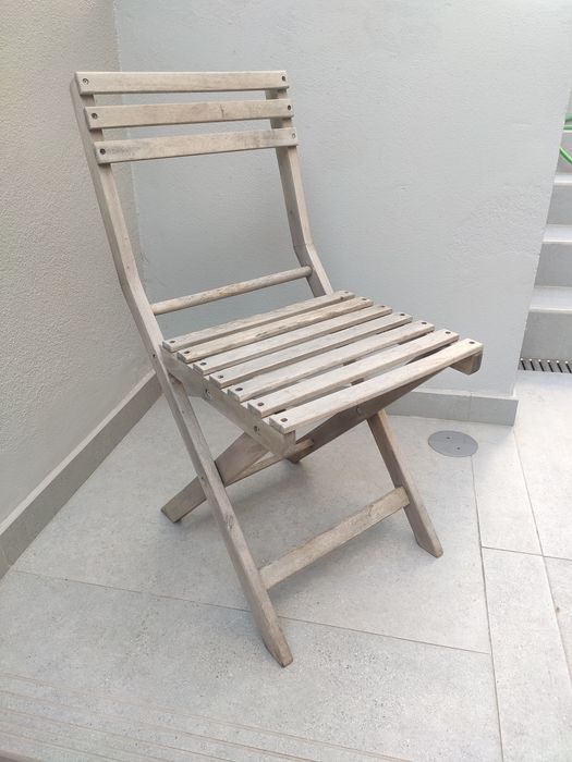 Conjunto mesa e duas cadeiras - Leroy Merlin