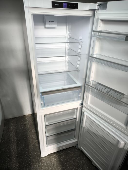 Lodówko zamrażarke Miele KFN 4375 CD Biały