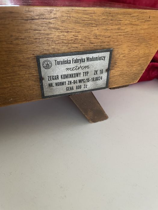 Zegar kominkowy Metron