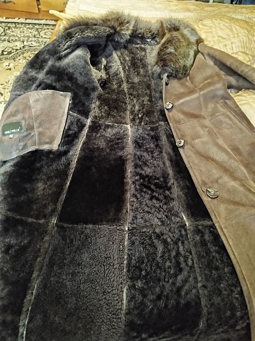 Продам жіночу дублянку