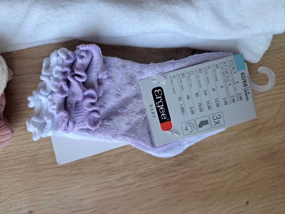 Zestaw rajstop i skarpetek dla dziewczynki r.62/68