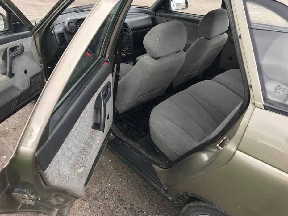 Авто  Ваз 21112