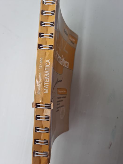 Livro auxiliar Matemática A