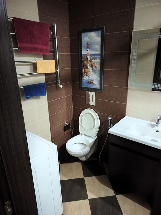 Газовий котел біля лісу