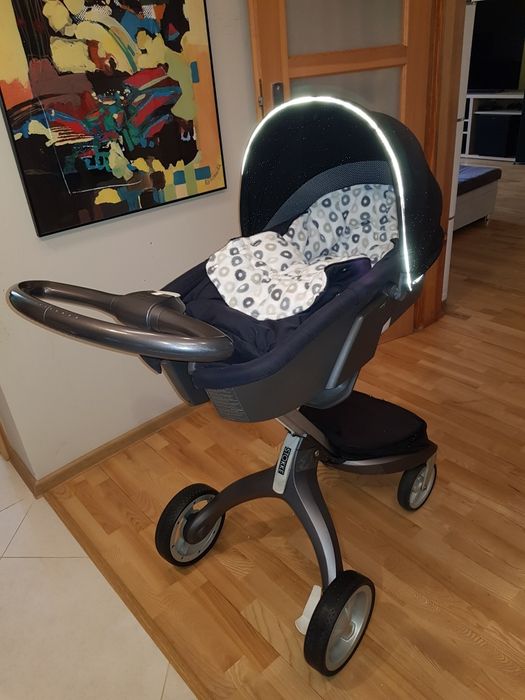 Wózek Stokke,gondola,spacerówka i fotelik samochodowy maxi cosi w świe