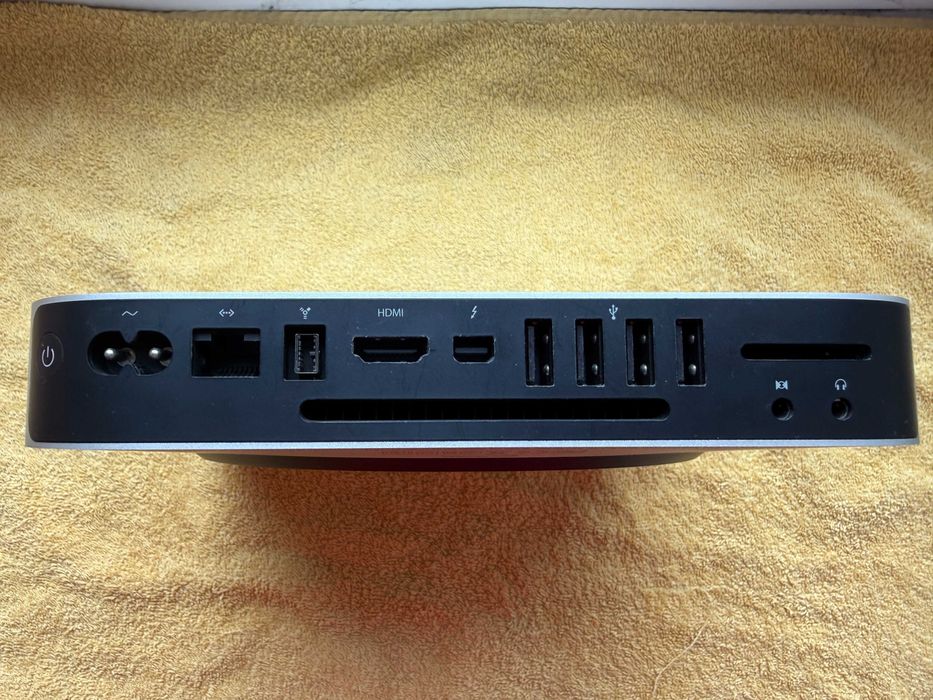 Mac mini (late 2012) Intel Core i5 2,5GHz 16GB RAM, 480 SSD SATA