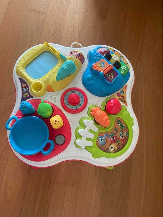 Mesa de atividades Chicco