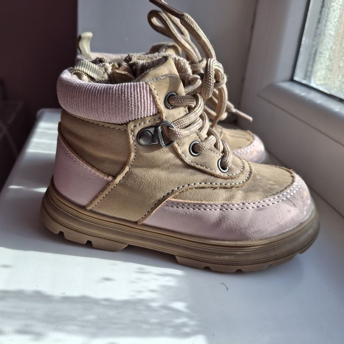 Демісезонні ботінки черевики Reserved 13.5 см 22/23