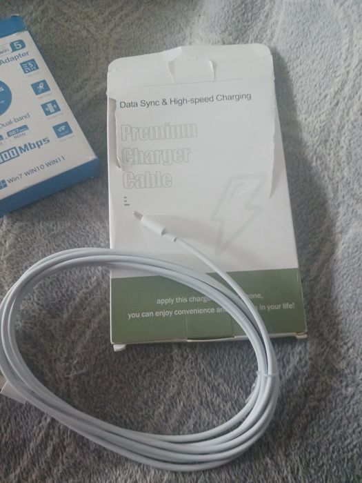 Zestaw wzmacniacz wi-fi oraz rysik do iphone plus kabelki gratis