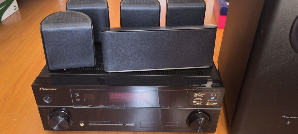 AV Pioneer Vsx 520