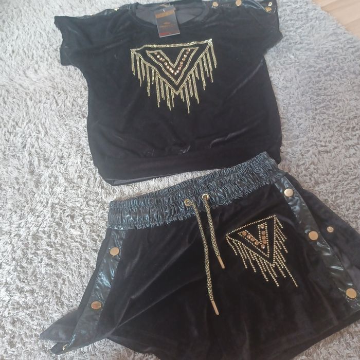 Dresik welurowy roz m