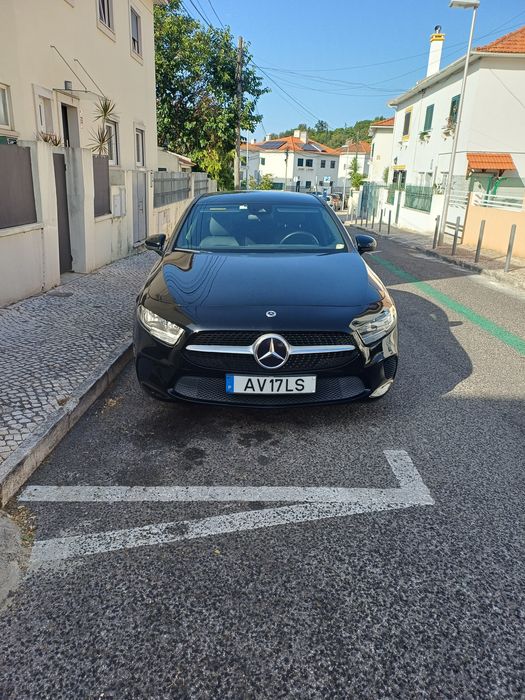 Mercedes A180d Sedan — only 14,000 km