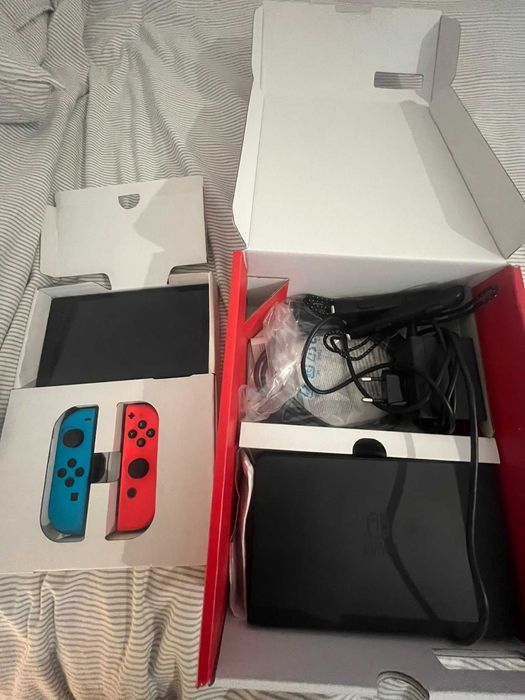 Nintendo Switch OLED