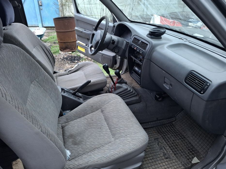 Nissan  double cab