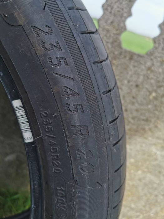 Opony Michelin Primacy 4, 235/45 R20 100V