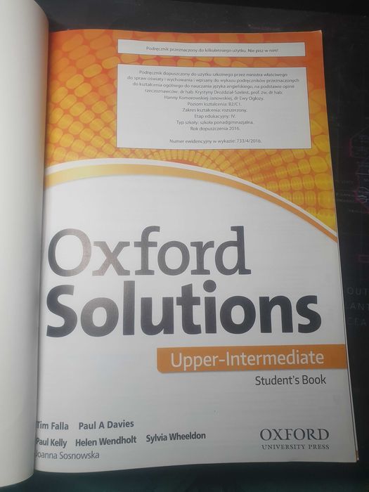 Oxford Solutions Upper-Intermediate Student's Book
