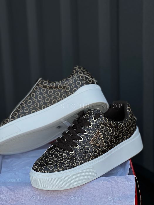 Кросівки Guess оригінал 100%