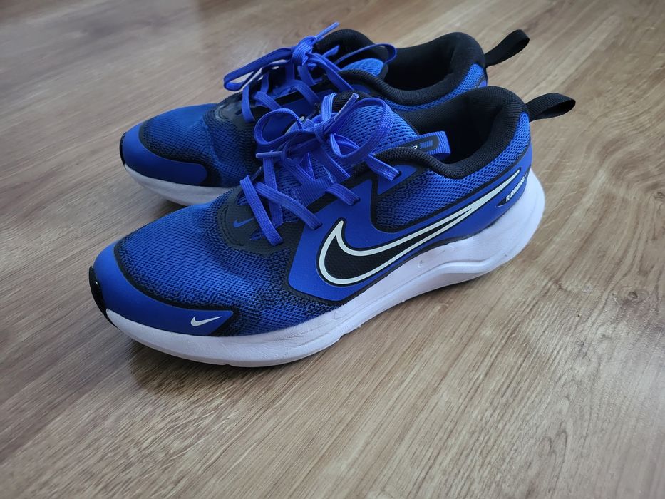 Buty sportowe Nike rozmiar 38 niebieskie sneakersy