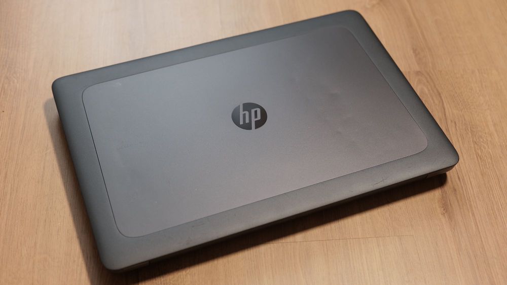 HP ZBook 17 G4 | i7-7700HQ | 16GB RAM | SSD 256GB | Quadro M2200 4GB
