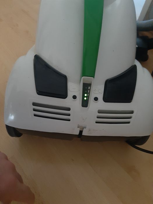 Aspirador Polti com depósito de água