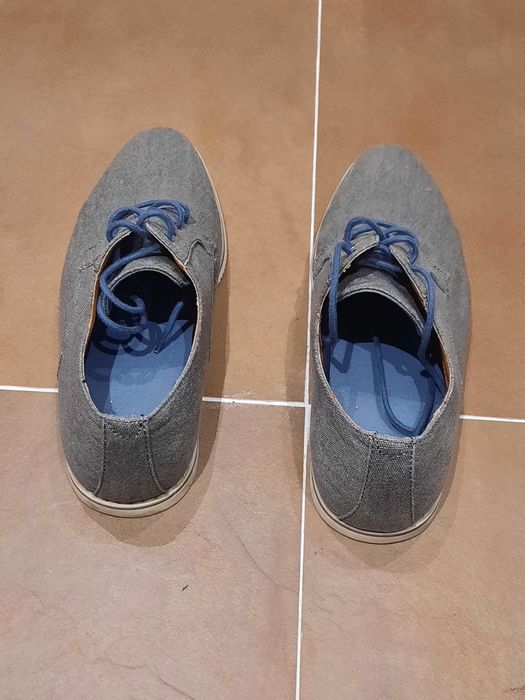 Sapatos da H&M cinzentos n°41