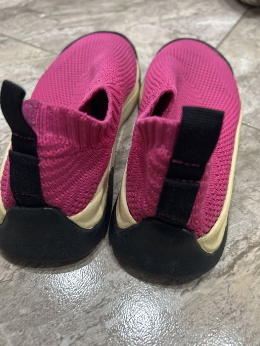 Buty dziewczece rozowe