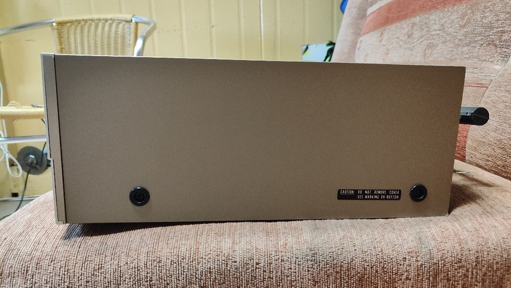 Marantz SR 8010 stereo