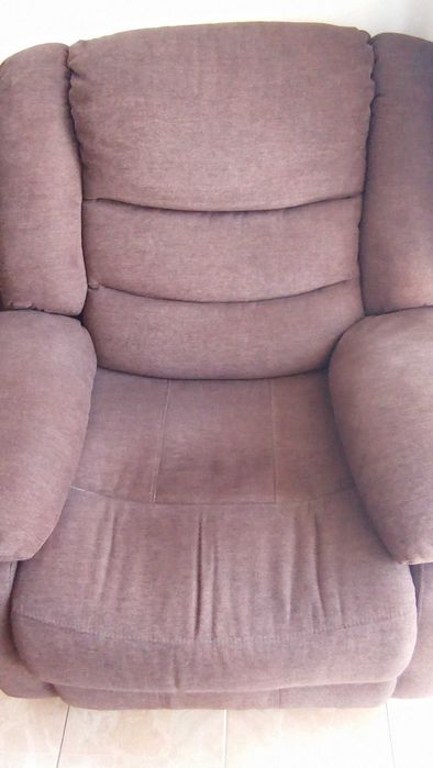 Cadeirão rebatível Conforama como novo
