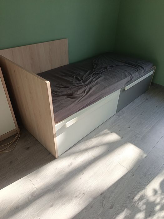 Sprzedam łózko 90x200