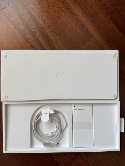 Apple Magic Keyboard471707720447447043