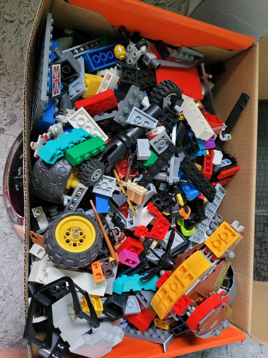4kg klocków Lego różne zestawy