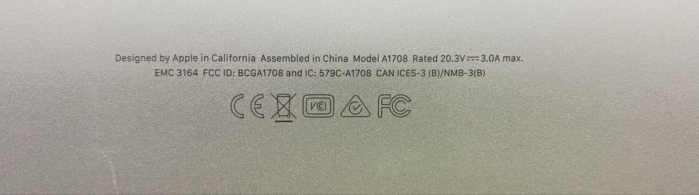 Ноутбук macbook pro A1708