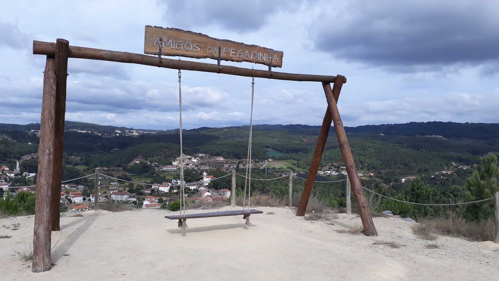 Terreno / Quinta , Penafiel, perto do Porto, 8000 m2, 30 000€