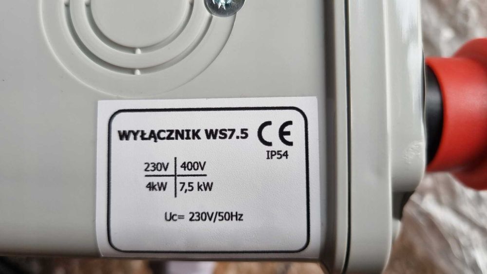 WYŁĄCZNIK WŁĄCZNIK DO SILNIKA silnikowy z grzybkiem wtyczką kablem 18A