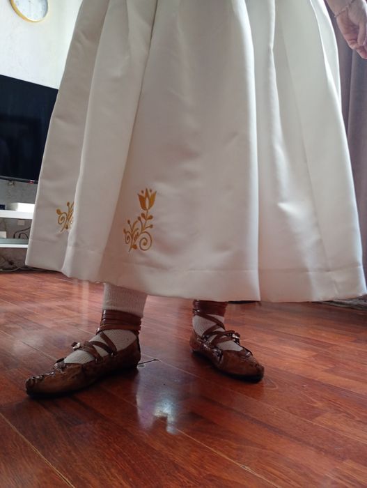 Suknia ślubna góralska