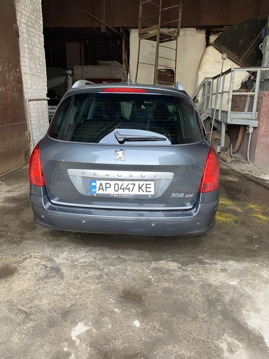Пежо 308 SW универсал 7 мест