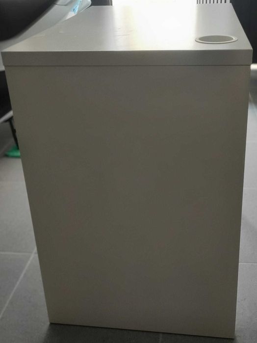 Secretaria c/ gaveta IKEA