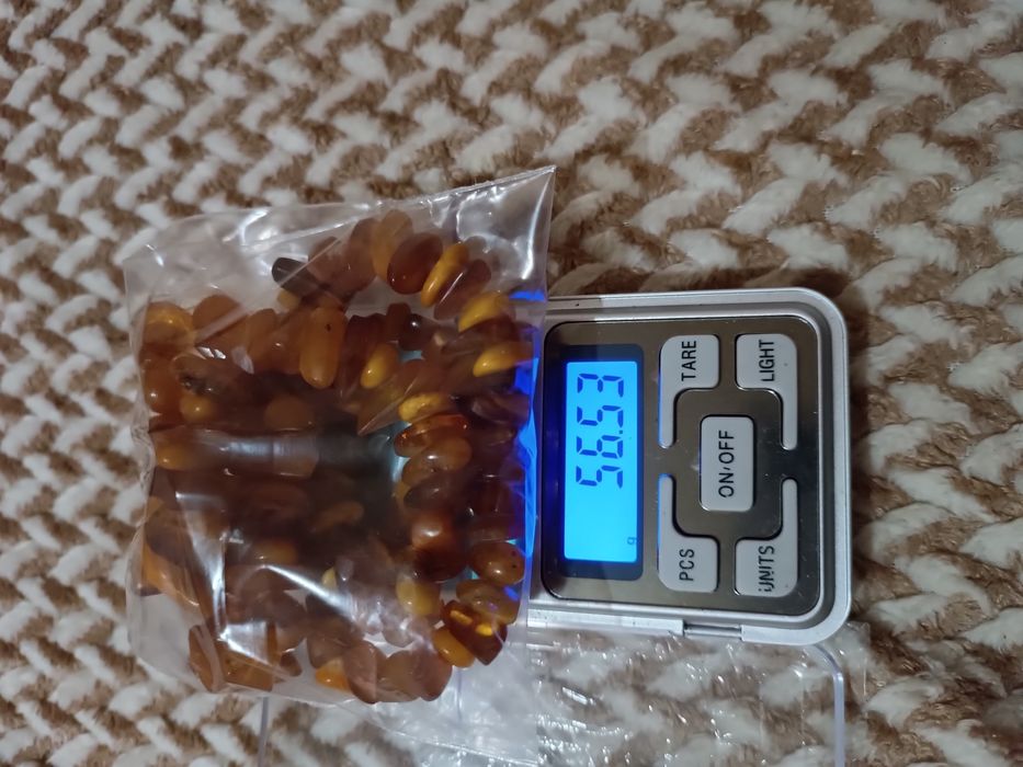 Янтарные бусы СССР.