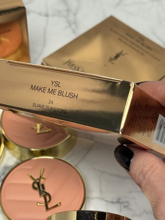 Рум'яна Yves Saint Laurent 24