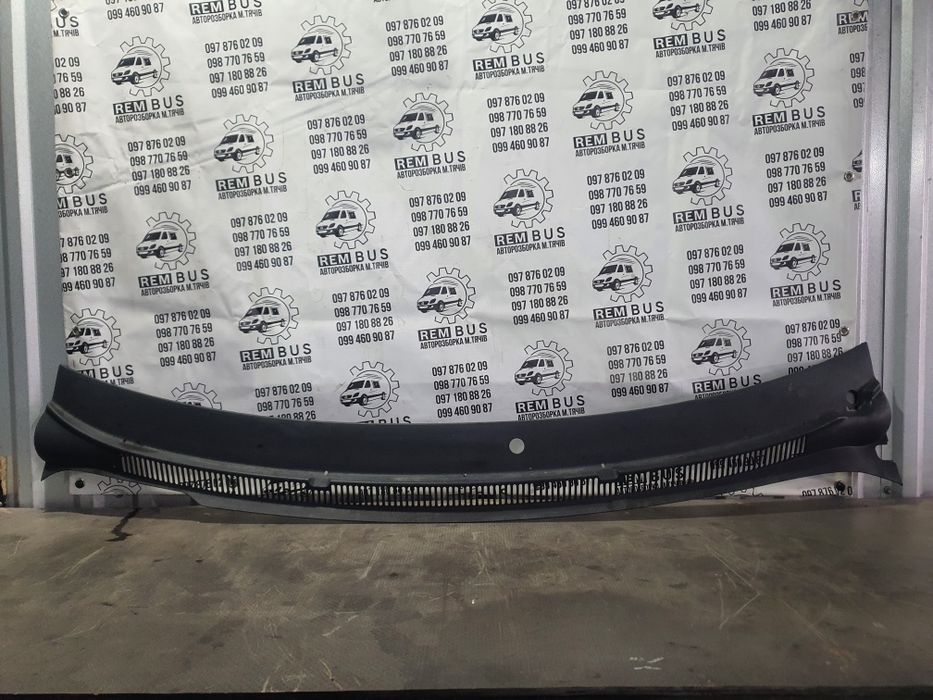 Жабо, накладка під лобове скло Volkswagen Transporter t5 03-15