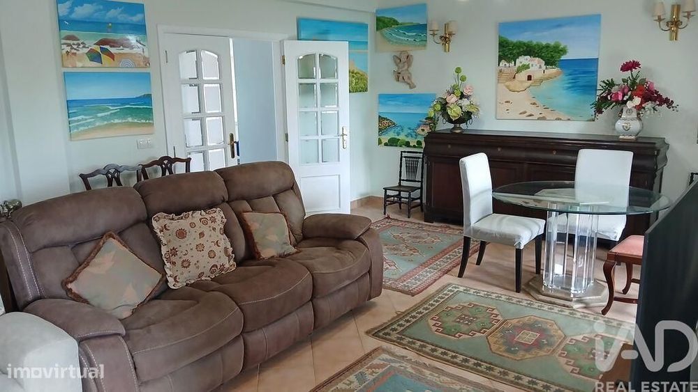 Casa / Villa T3 em Alvorninha de 150,9 m2