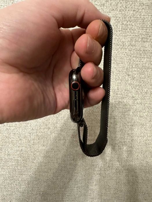 Apple Watch Series 9 GPS + LTE 45mm Graphite Stainless Steel