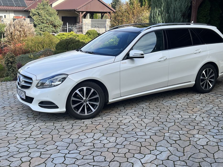 Mercedes E-klasa 196KM super stan