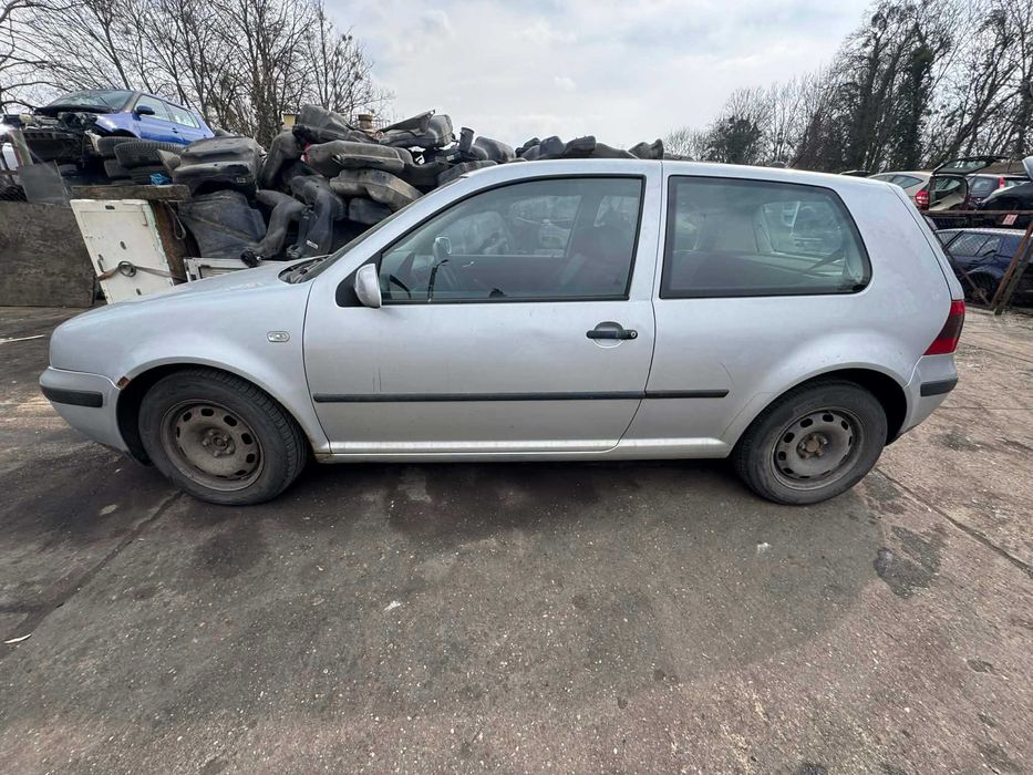 VOLKSWAGEN GOLF IV na części 2003r. ADAX Opolski Auto Złom Koźle