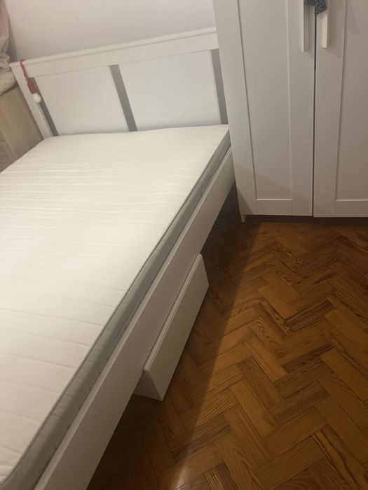 Cama casal ikea com 3 gavetas e colchao