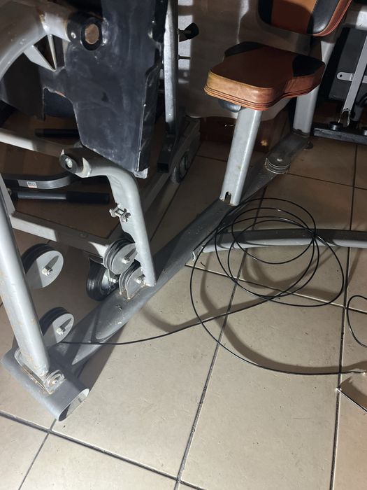 BH Fitness TT Pro  ginásio/musculação 100kg