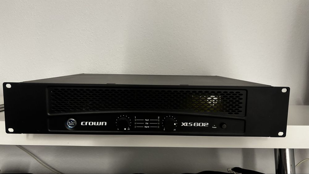 Amplificador Crown XLS 602 – Potência e Fiabilidade – Usado