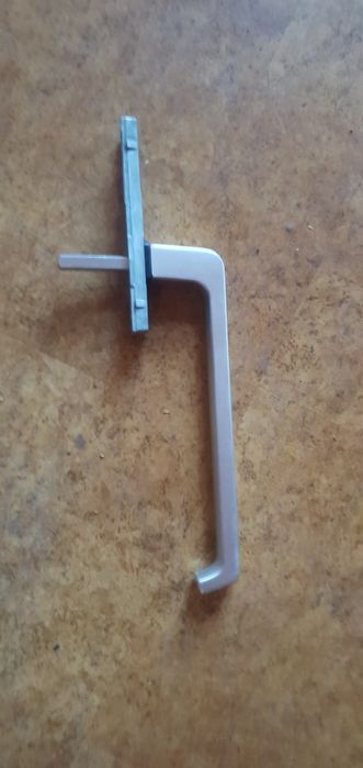 Klamka aluminiowa do drzwi przesuwnych